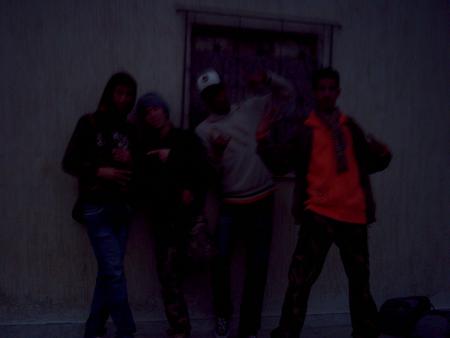 hiy chouf had lphoto wlad madrassa fchkal ay larba ndiroliha lhal